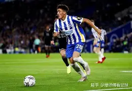 转折点西汉姆回应争议，英超加时末段攻防权衡，引发热议，团队化学反应显著(关于箍筋末段的弯钩形式设计要求)