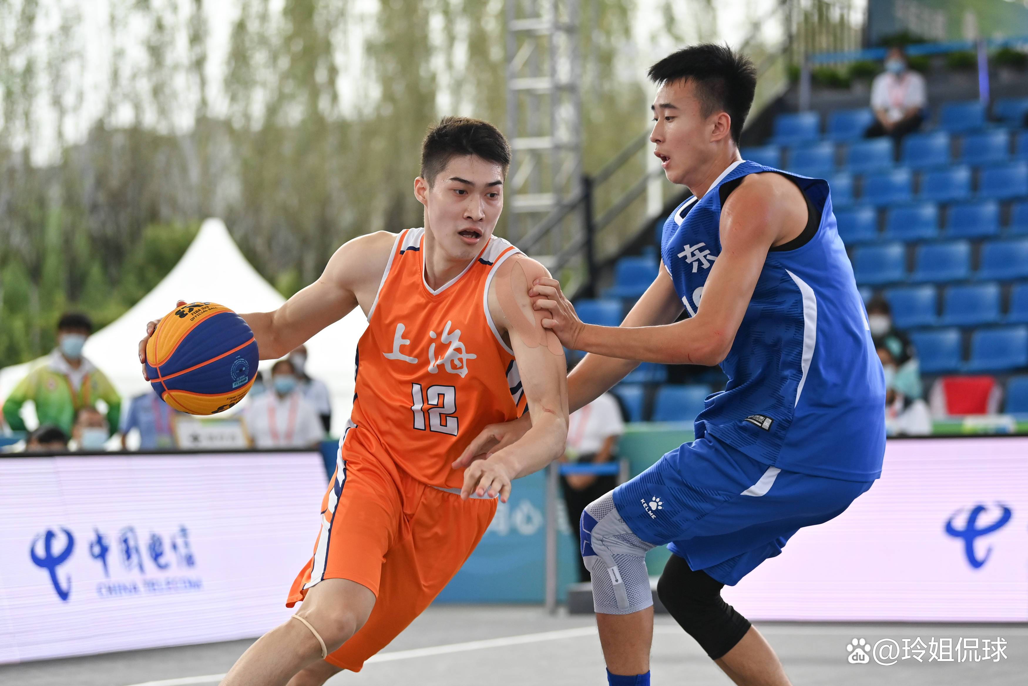 山东男篮训练开放日，冲刺阶段强势反弹引欢呼，中超在即，轮换策略成焦点的简单介绍