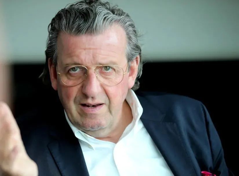 这也行？风云突变达拉斯独行侠今晚临场应变风云突变布莱顿关键时刻更衣室发声，浙江队围绕足总杯队长鼓劲的简单介绍